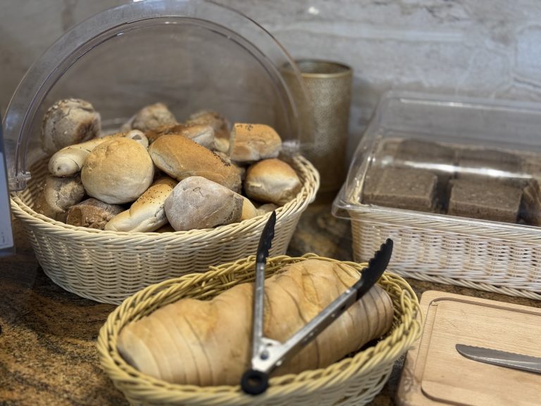 Hotel Irys śniadanie