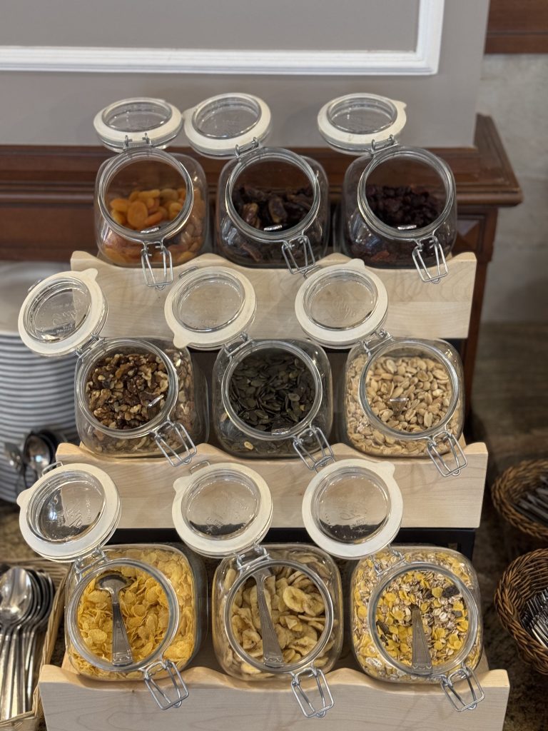 Hotel Irys śniadanie