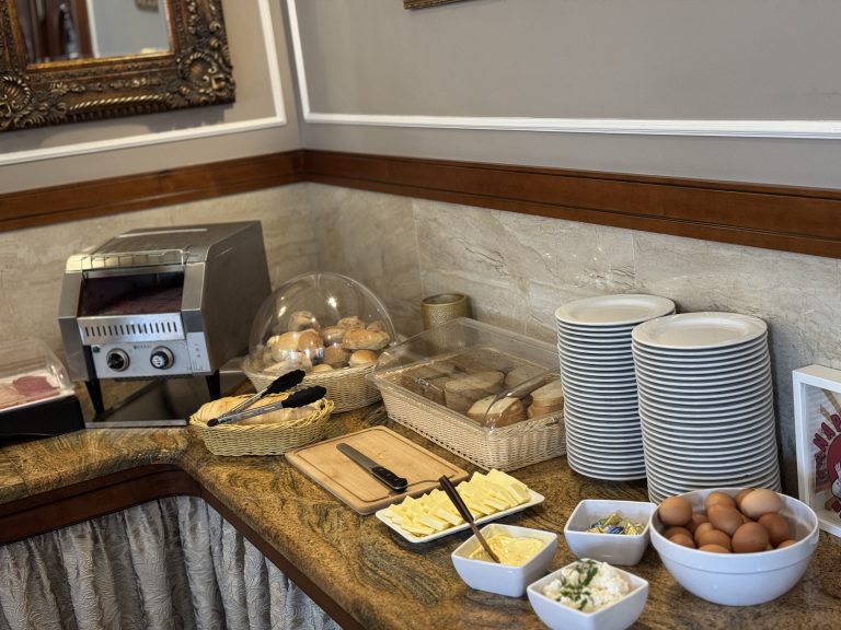 Hotel Irys śniadanie